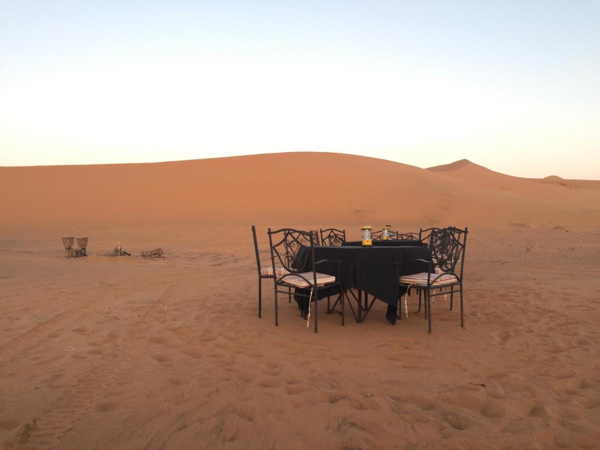 Desert Camel Trekking Camp メルズーガ エクステリア 写真