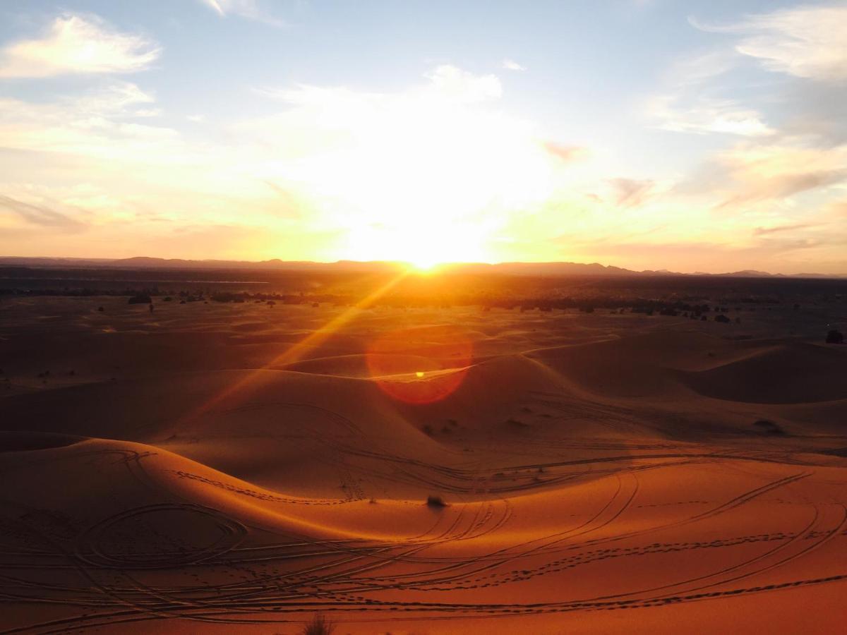 Desert Camel Trekking Camp メルズーガ エクステリア 写真