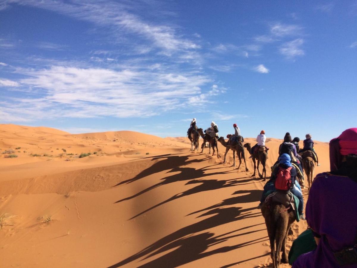 Desert Camel Trekking Camp メルズーガ エクステリア 写真