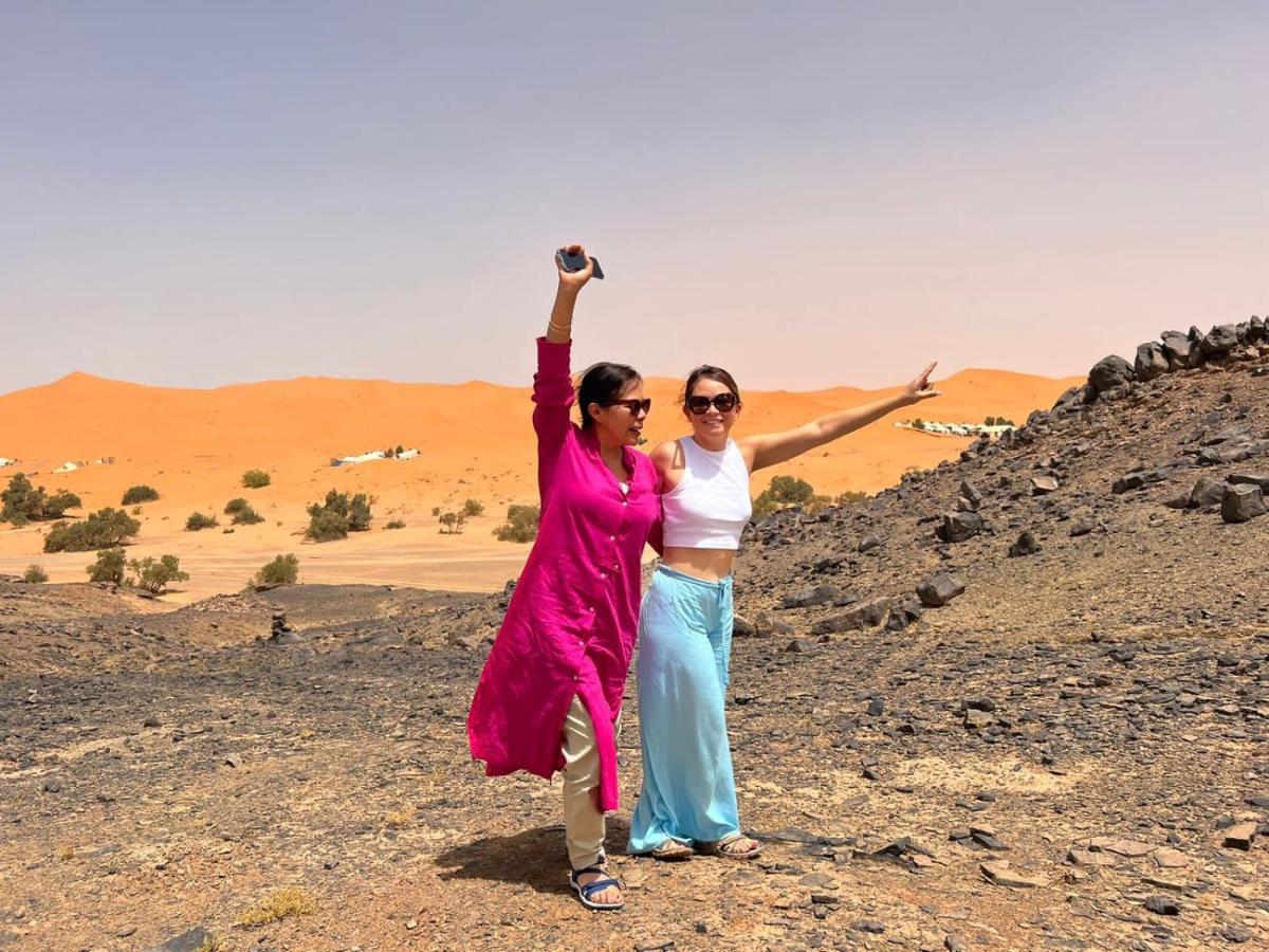 Desert Camel Trekking Camp メルズーガ エクステリア 写真