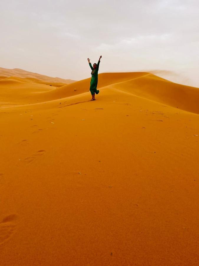Desert Camel Trekking Camp メルズーガ エクステリア 写真